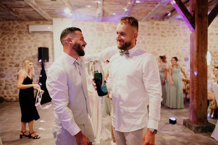 PHOTOGRAPHE DE MARIAGE, LA MAGNANERIE À SEILLANS EN PROVENCE ALPES CÔTE D'AZUR