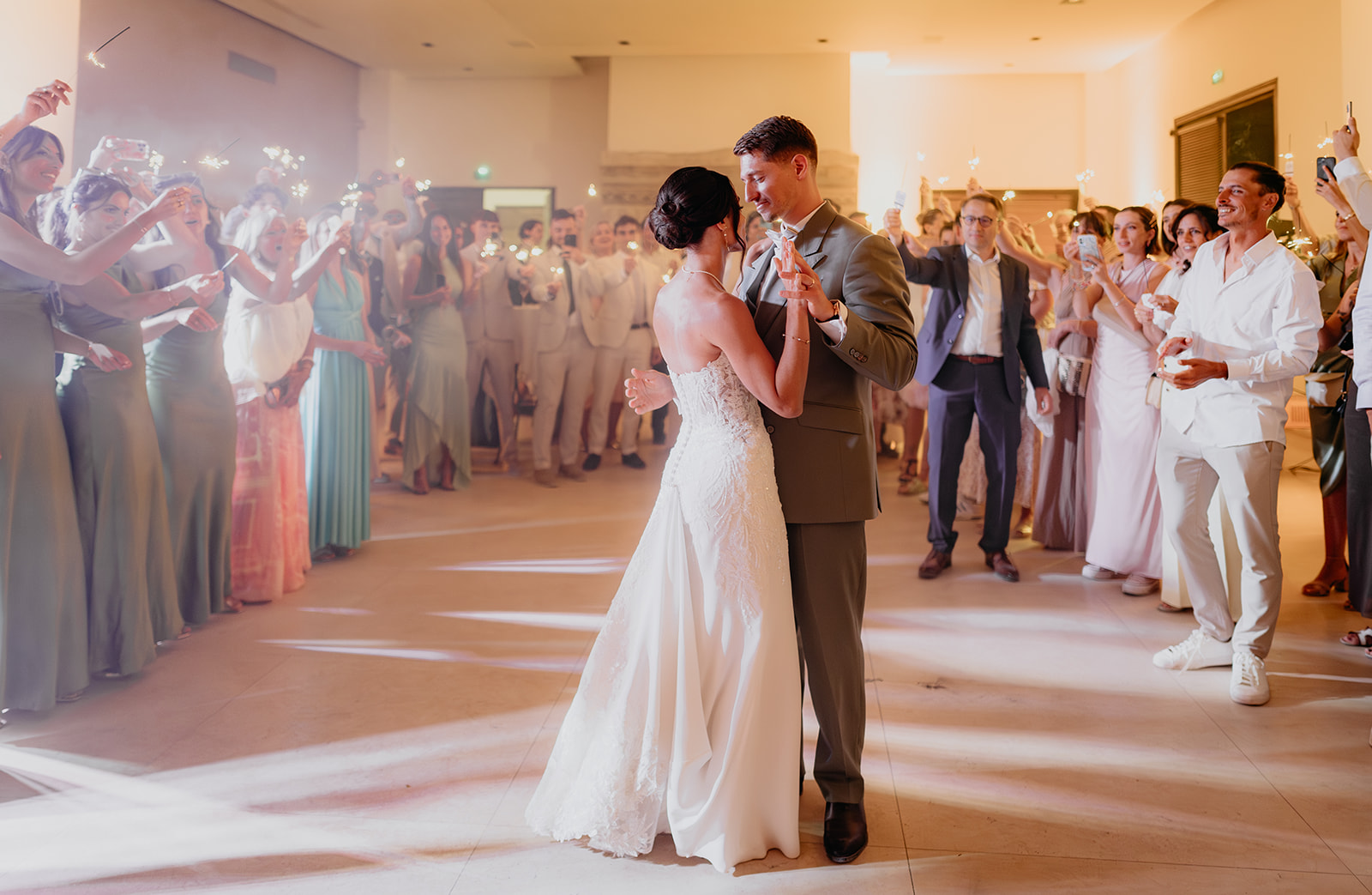 PHOTOGRAPHE MARIAGE CHÂTEAU SAINTE ROSELINE DANS LE VAR, PROVENCE ALPES CÔTE D'AZUR