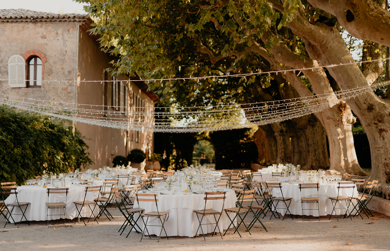 PHOTOGRAPHE MARIAGE CHÂTEAU SAINTE ROSELINE DANS LE VAR, PROVENCE ALPES CÔTE D'AZUR