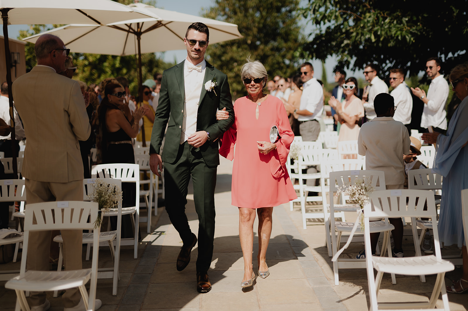 PHOTOGRAPHE DE MARIAGE AU JAS DU PEBRIER DANS LE VAR (83)