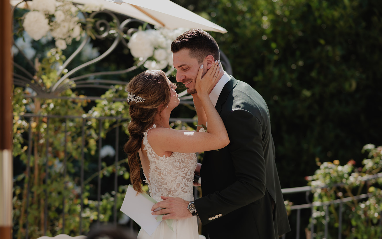 PHOTOGRAPHE DE MARIAGE AU JAS DU PEBRIER DANS LE VAR (83)