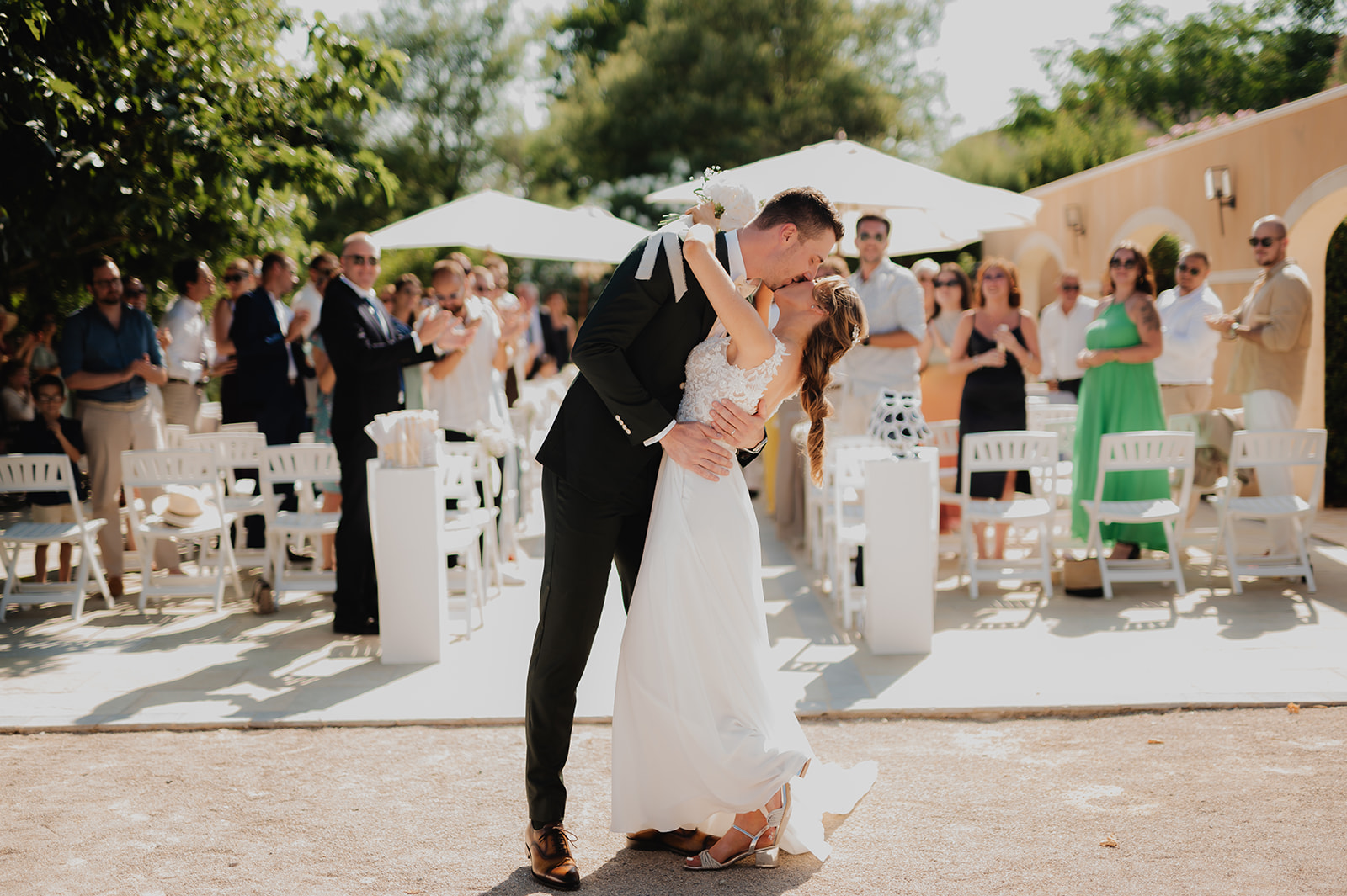 PHOTOGRAPHE DE MARIAGE AU JAS DU PEBRIER DANS LE VAR (83)