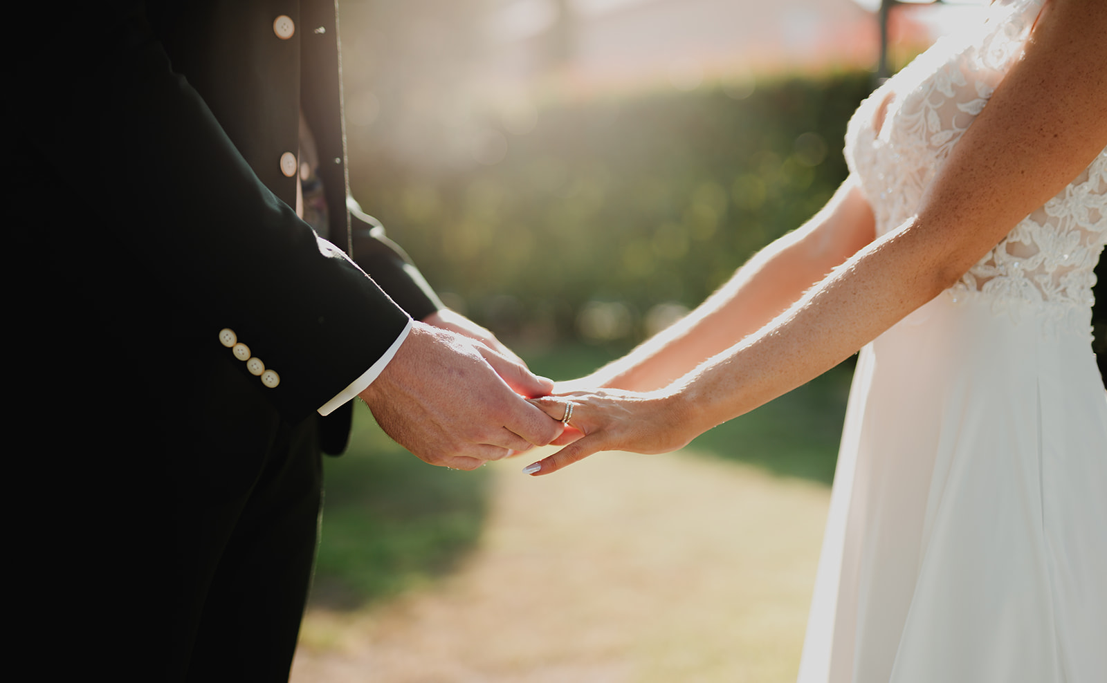 PHOTOGRAPHE DE MARIAGE AU JAS DU PEBRIER DANS LE VAR (83)