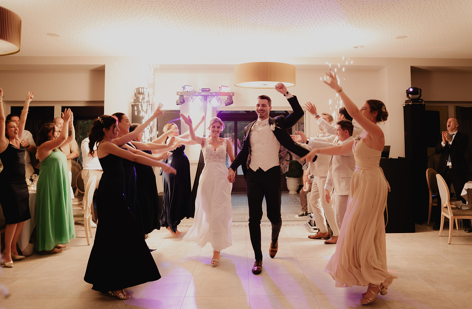 PHOTOGRAPHE DE MARIAGE AU JAS DU PEBRIER DANS LE VAR (83)