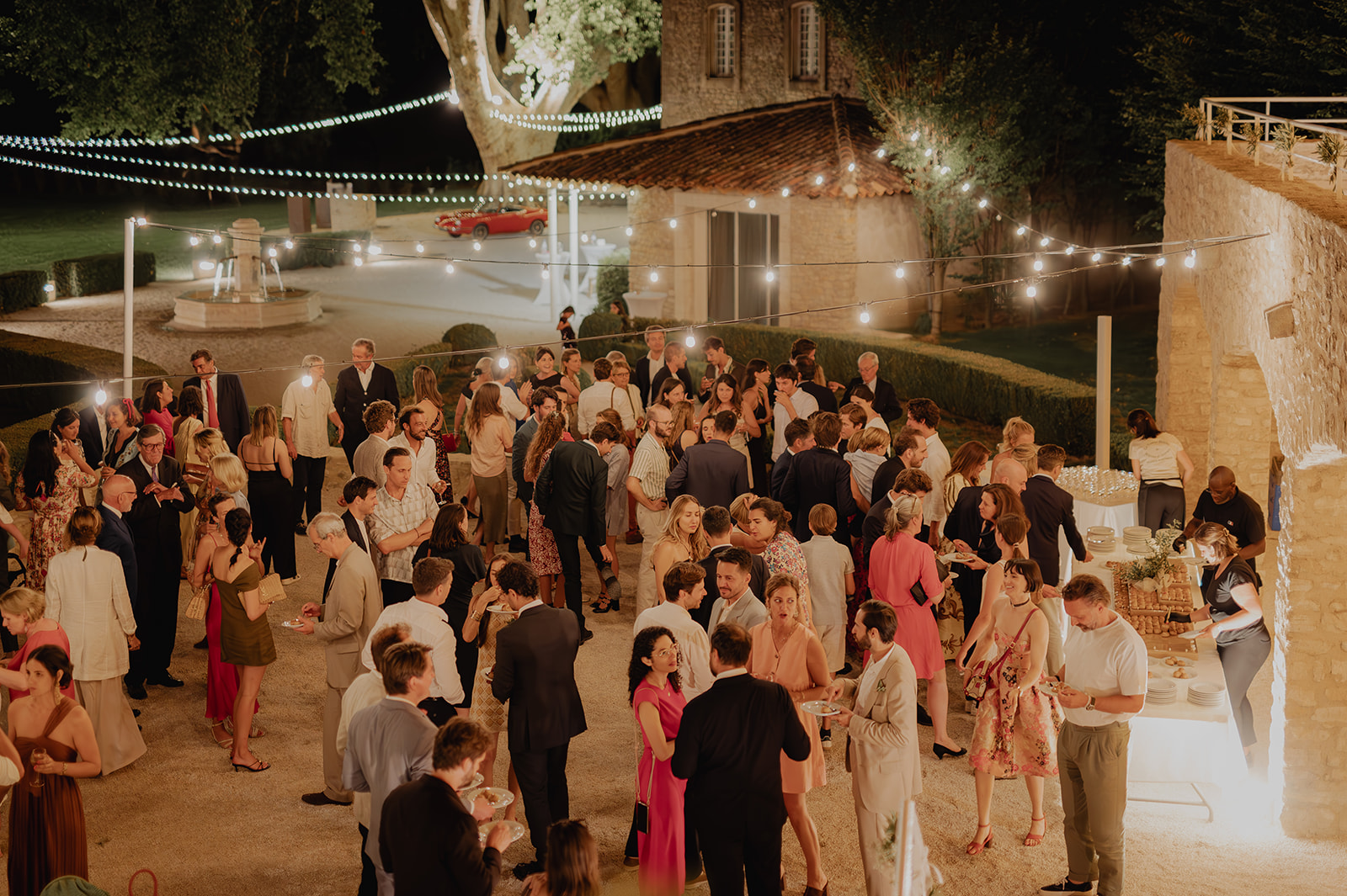 PHOTOGRAPHE DE MARIAGE AU CHÂTEAU DU GRIFFON, PROVENCE
