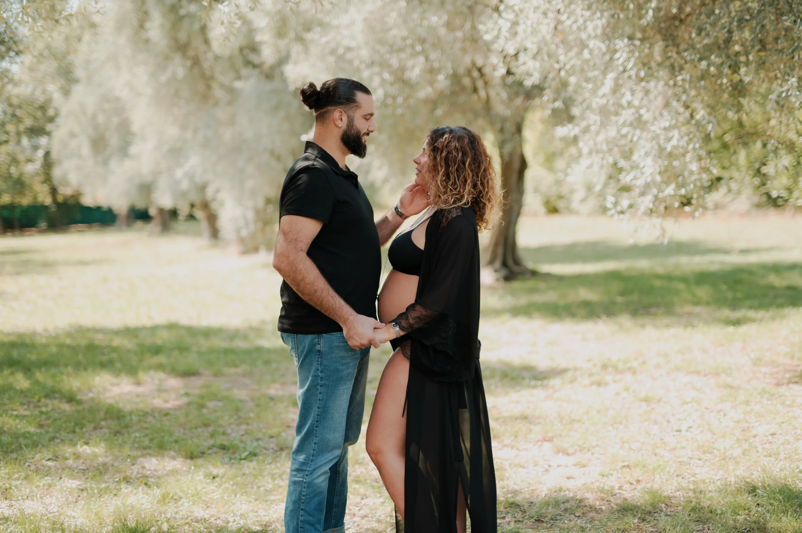 PHOTOGRAPHE DE GROSSESSE À VALBONNE (06)