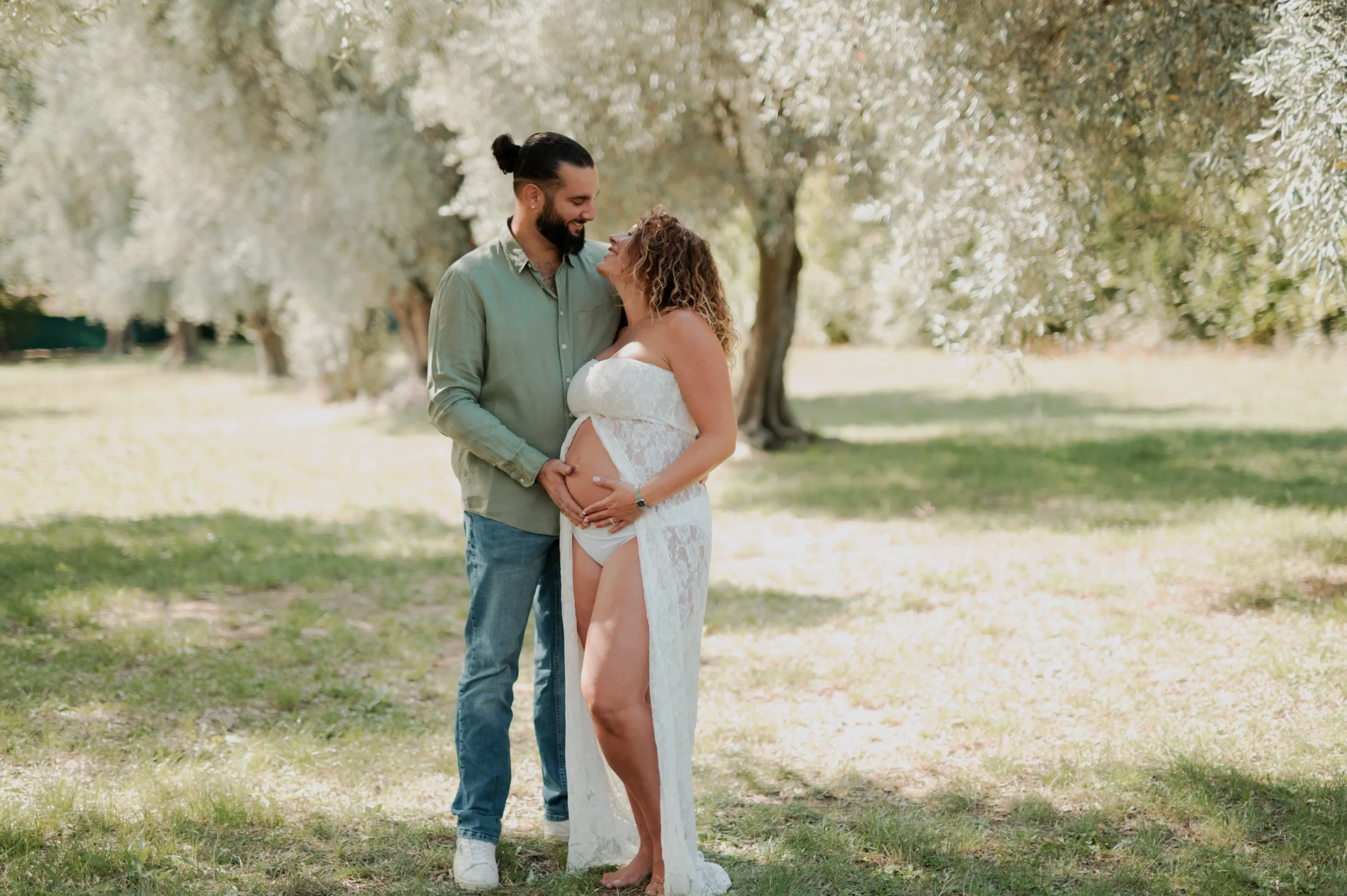 PHOTOGRAPHE DE GROSSESSE À VALBONNE (06)