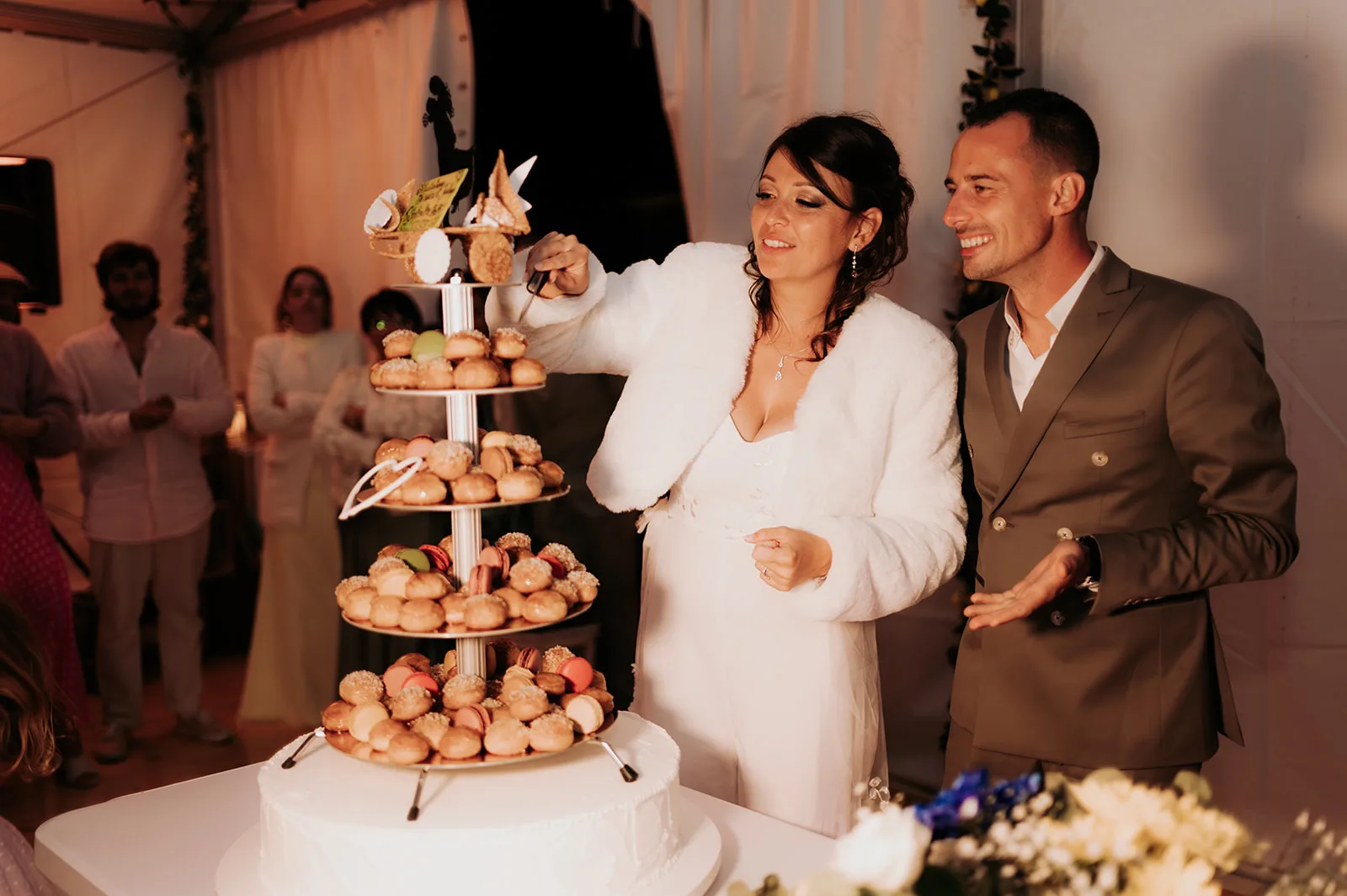 PHOTOGRAPHE DE MARIAGE AU CHATEAU DE MEOUILLES À SAINT-ANDRÉ- LES-ALPES