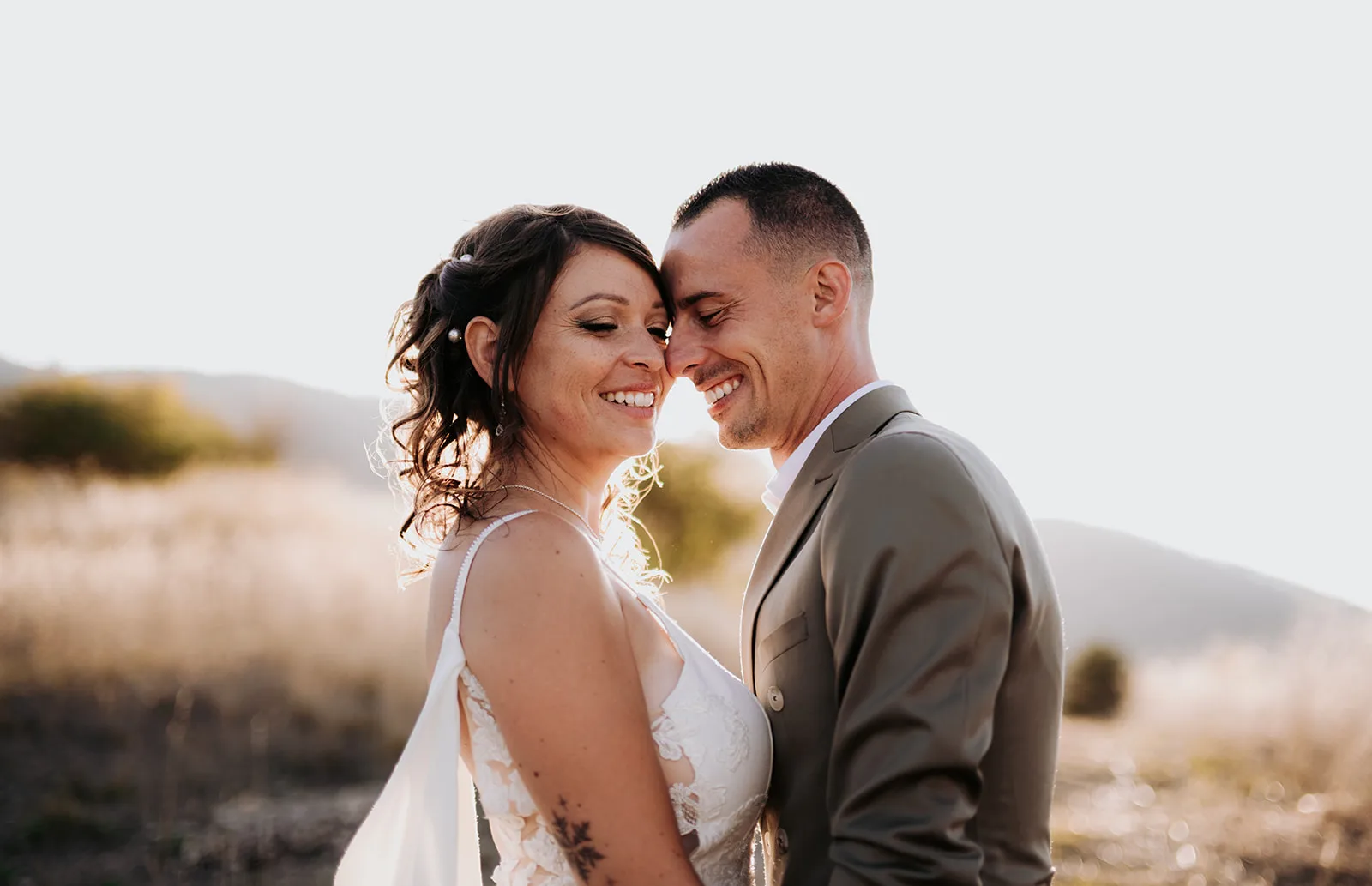 PHOTOGRAPHE DE MARIAGE AU CHATEAU DE MEOUILLES À SAINT-ANDRÉ- LES-ALPES