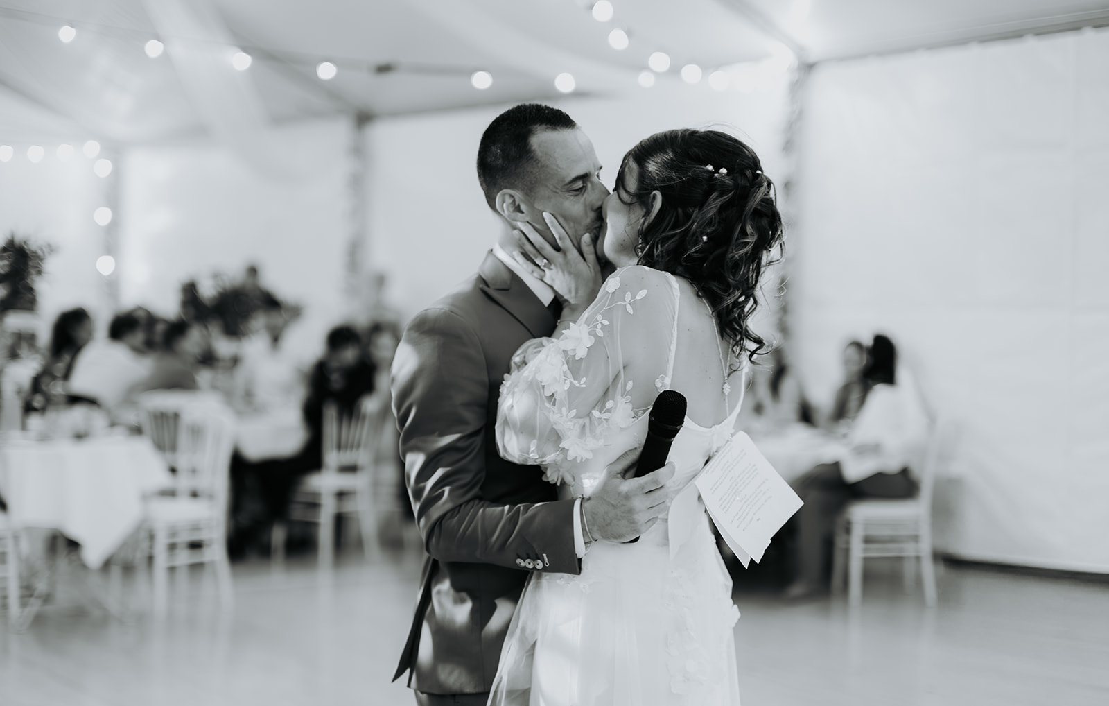 PHOTOGRAPHE DE MARIAGE AU CHATEAU DE MEOUILLES À SAINT-ANDRÉ- LES-ALPES
