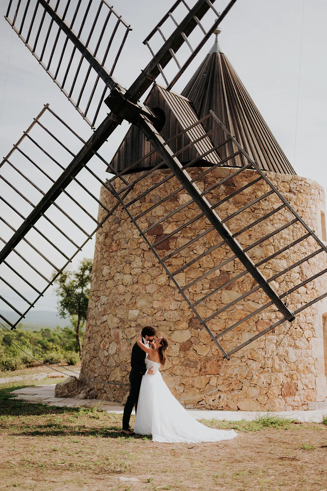 PHOTOGRAPHE DE MARIAGE AU DOMAINE DE FONTAINEBLEAU EN PROVENCE