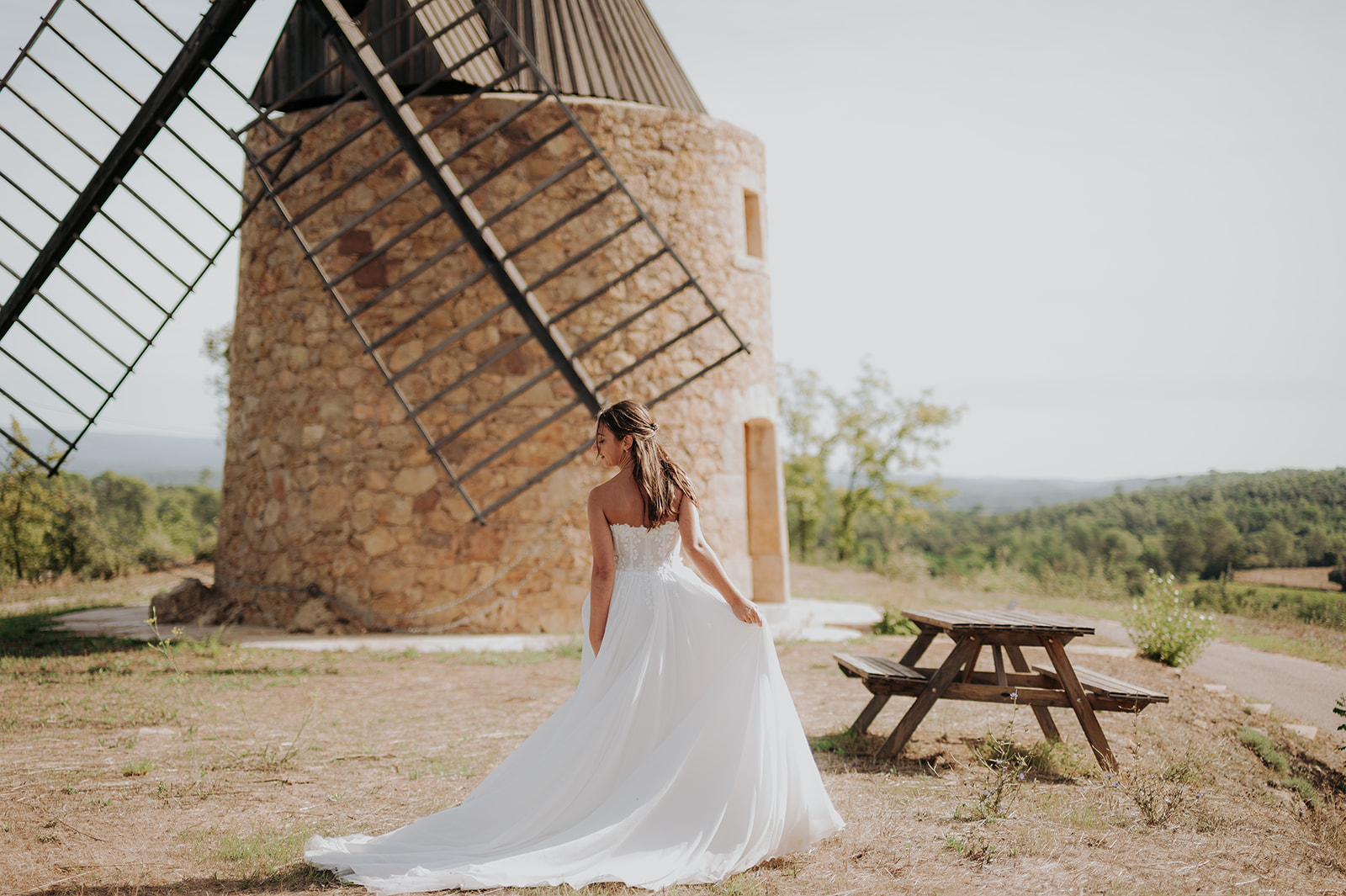 PHOTOGRAPHE DE MARIAGE AU DOMAINE DE FONTAINEBLEAU EN PROVENCE
