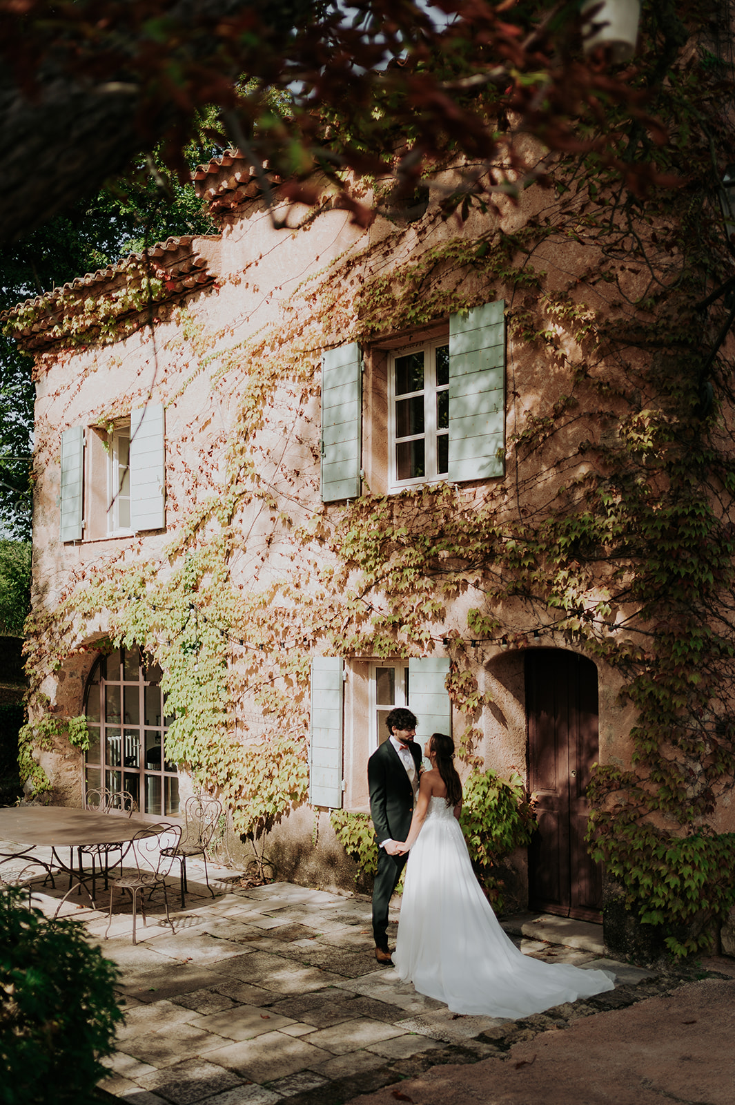 PHOTOGRAPHE DE MARIAGE AU DOMAINE DE FONTAINEBLEAU EN PROVENCE