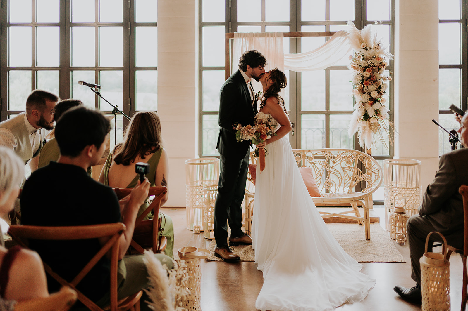 PHOTOGRAPHE DE MARIAGE AU DOMAINE DE FONTAINEBLEAU EN PROVENCE