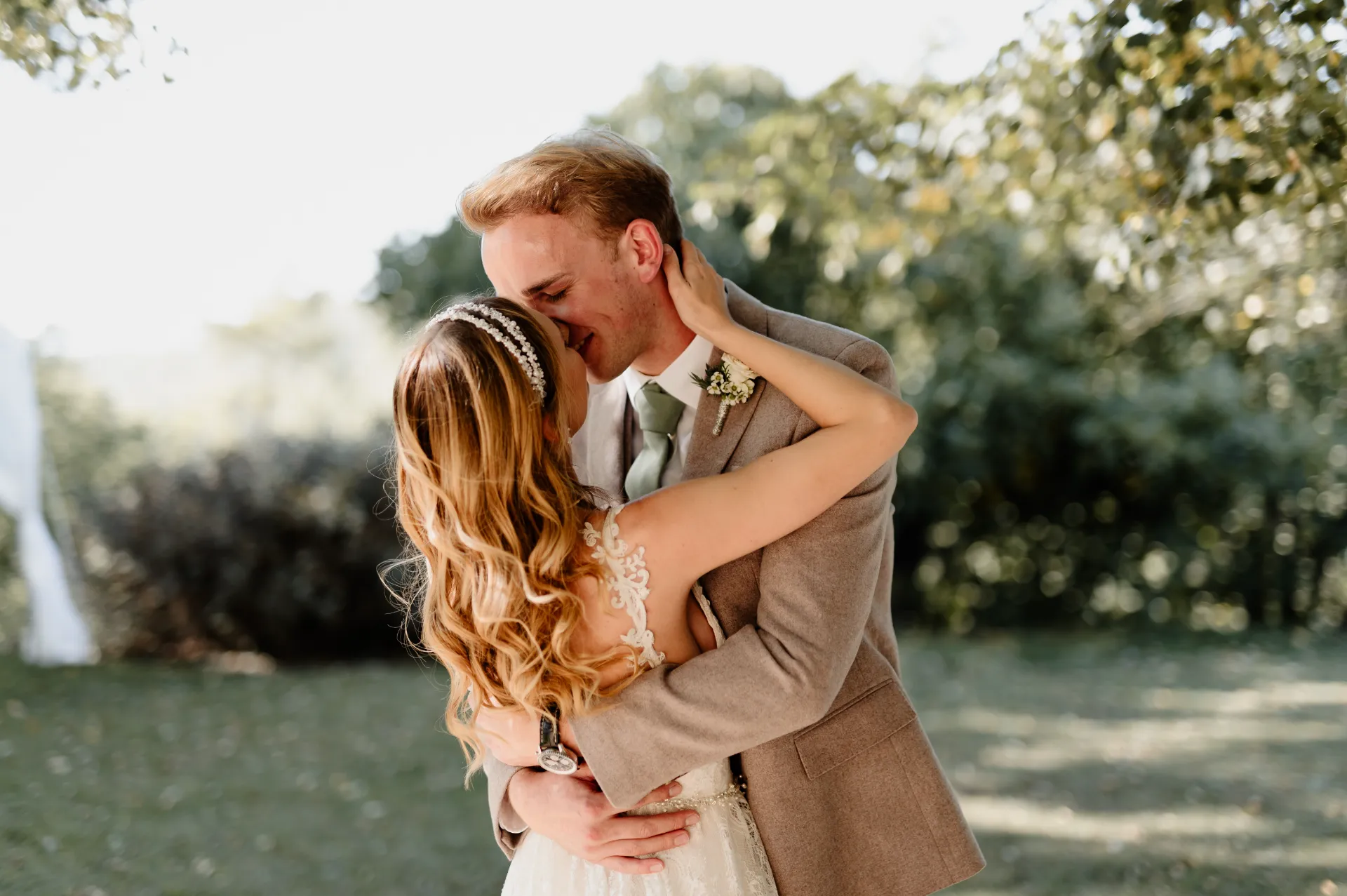 Photographe de mariage en Provence au Domaine de Pijaubert